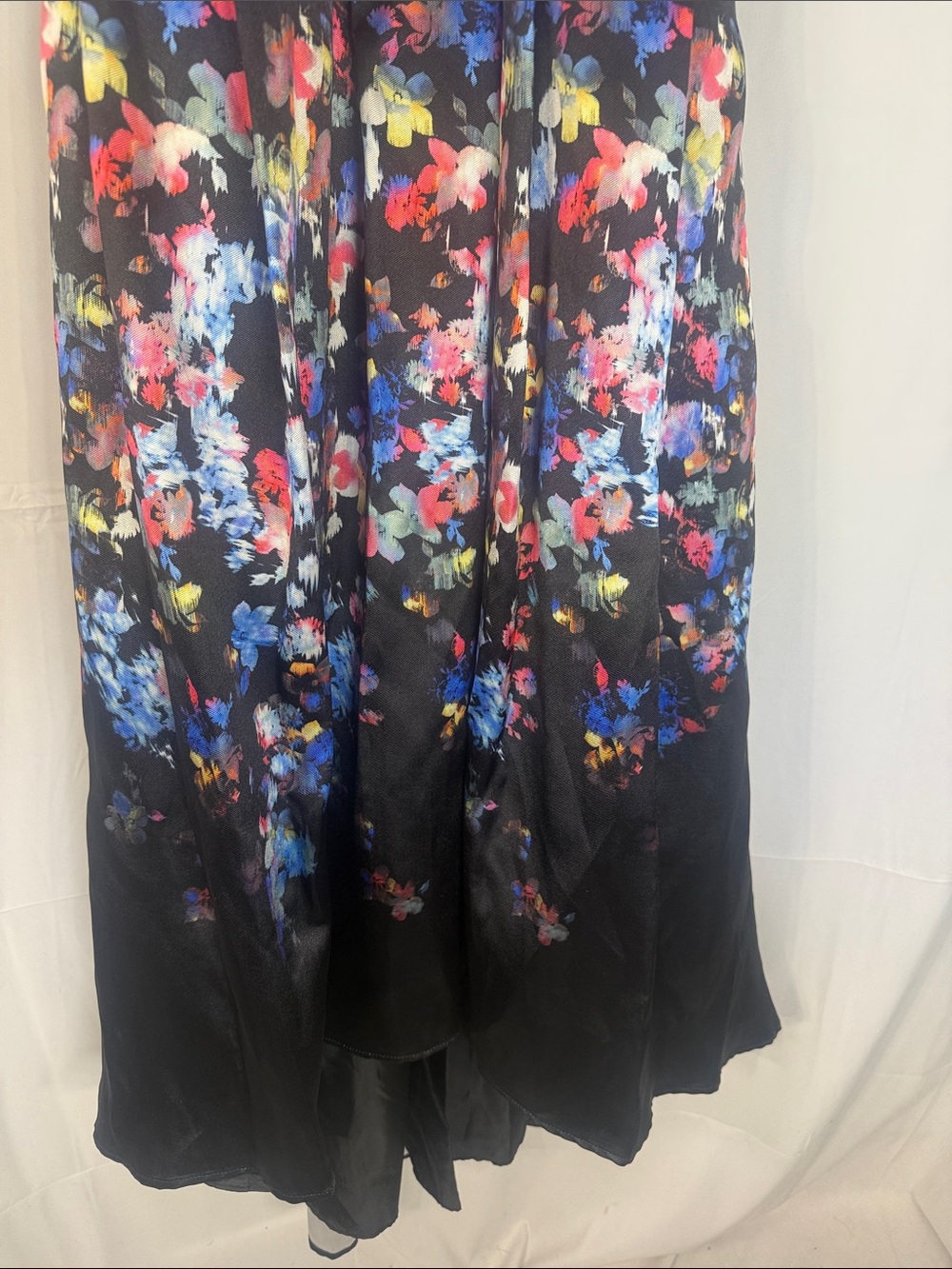 MORGAN & CO BLACK FLORAL HALTER PROM GOWN SZ 1/2 - Picture 6 of 10